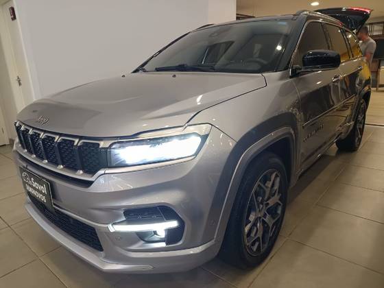 JEEP COMMANDER 1.3 T270 TURBO FLEX OVERLAND AT6